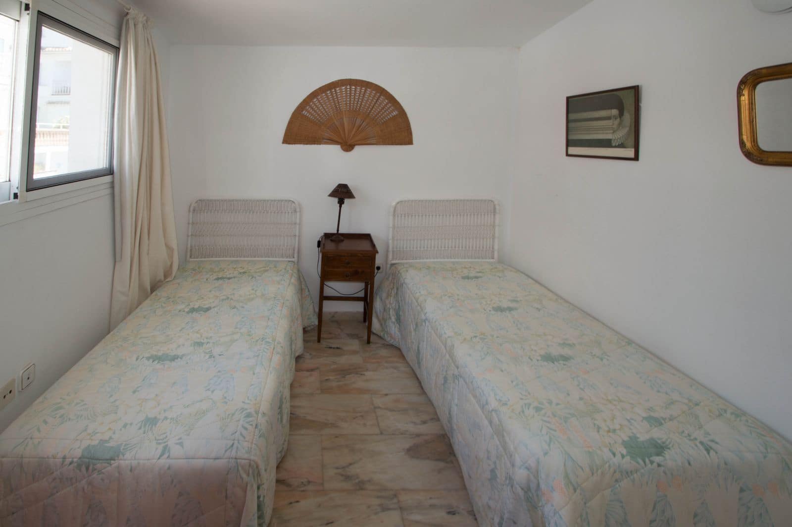 4 soveværelse Semi-Rækkehus til salg i Mijas Costa med swimmingpool - € 1.200.000 (Ref: 9805651)