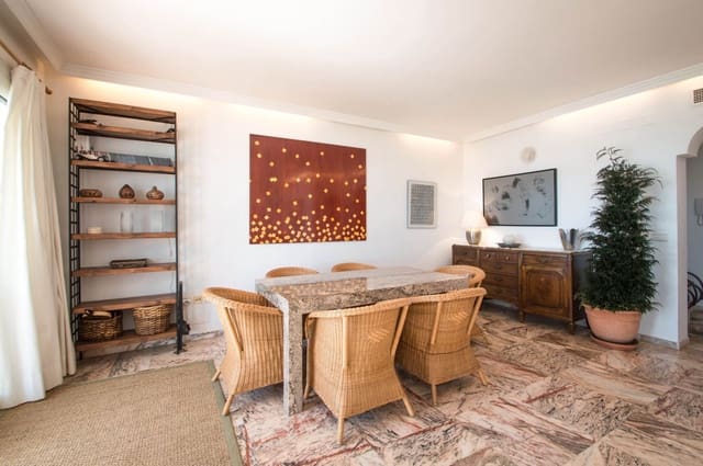 4 soveværelse Semi-Rækkehus til salg i Mijas Costa, Mijas med swimmingpool - € 1.200.000 (Ref: 9805651)