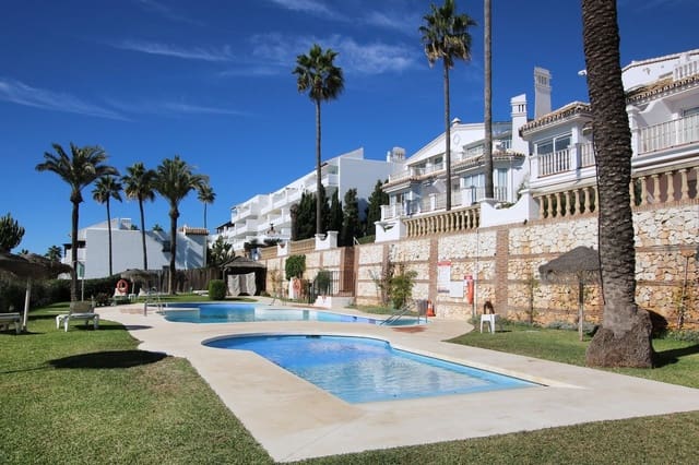 4 soveværelse Semi-Rækkehus til salg i Mijas Costa, Mijas med swimmingpool - € 1.200.000 (Ref: 9805651)
