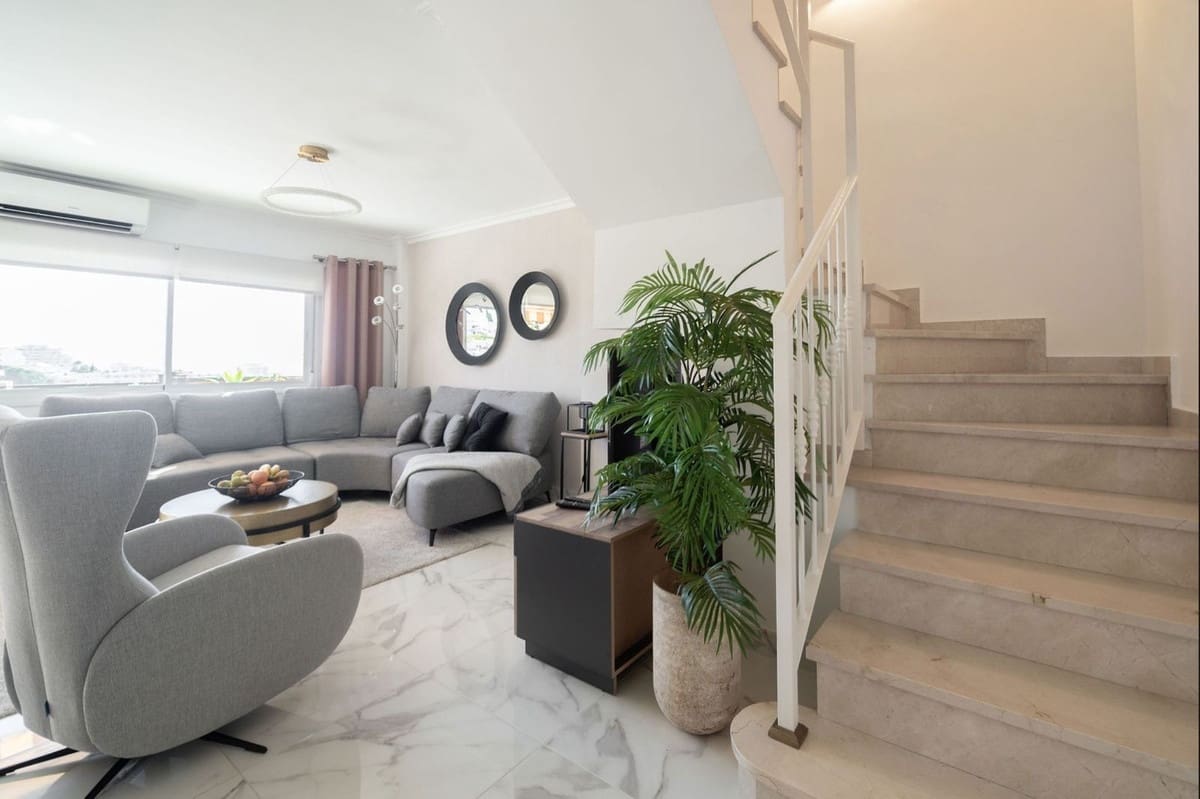 3 Zimmer Penthouse zu verkaufen in Benalmadena Costa mit Pool Garage - 629.000 € (Ref: 9807399)