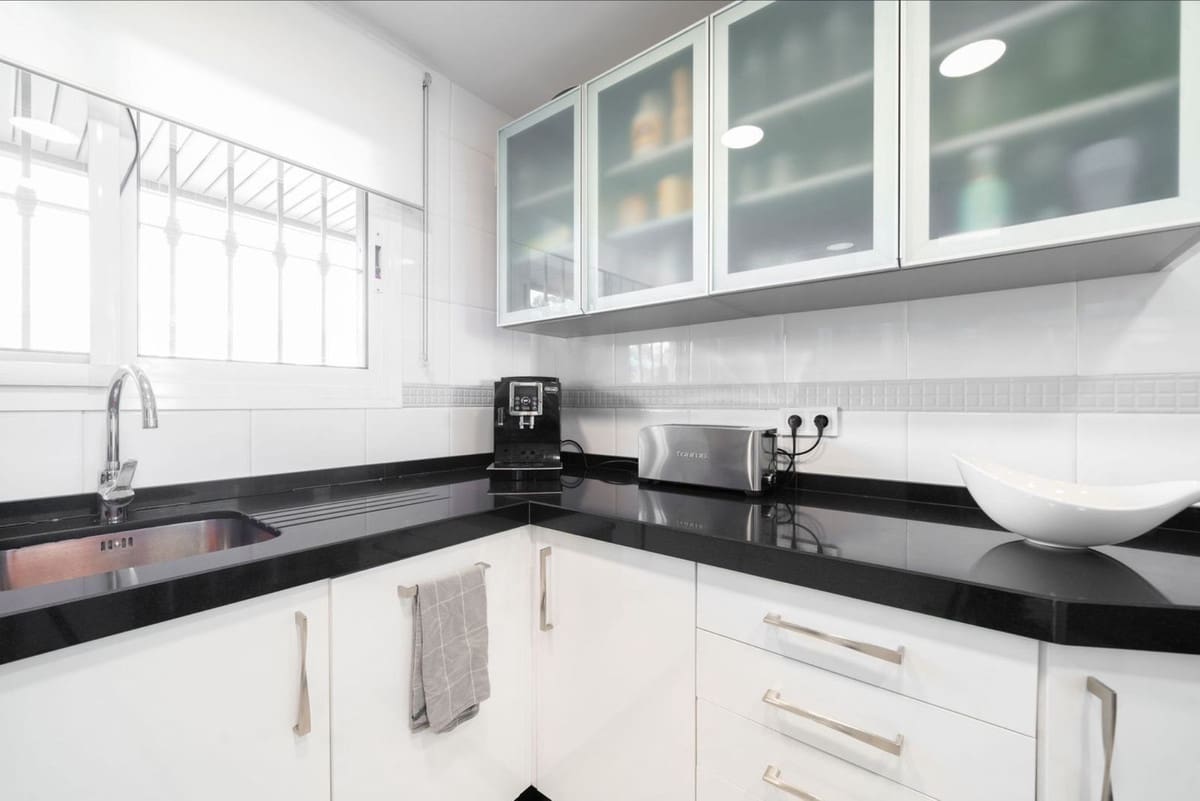 3 Zimmer Penthouse zu verkaufen in Benalmadena Costa mit Pool Garage - 629.000 € (Ref: 9807399)