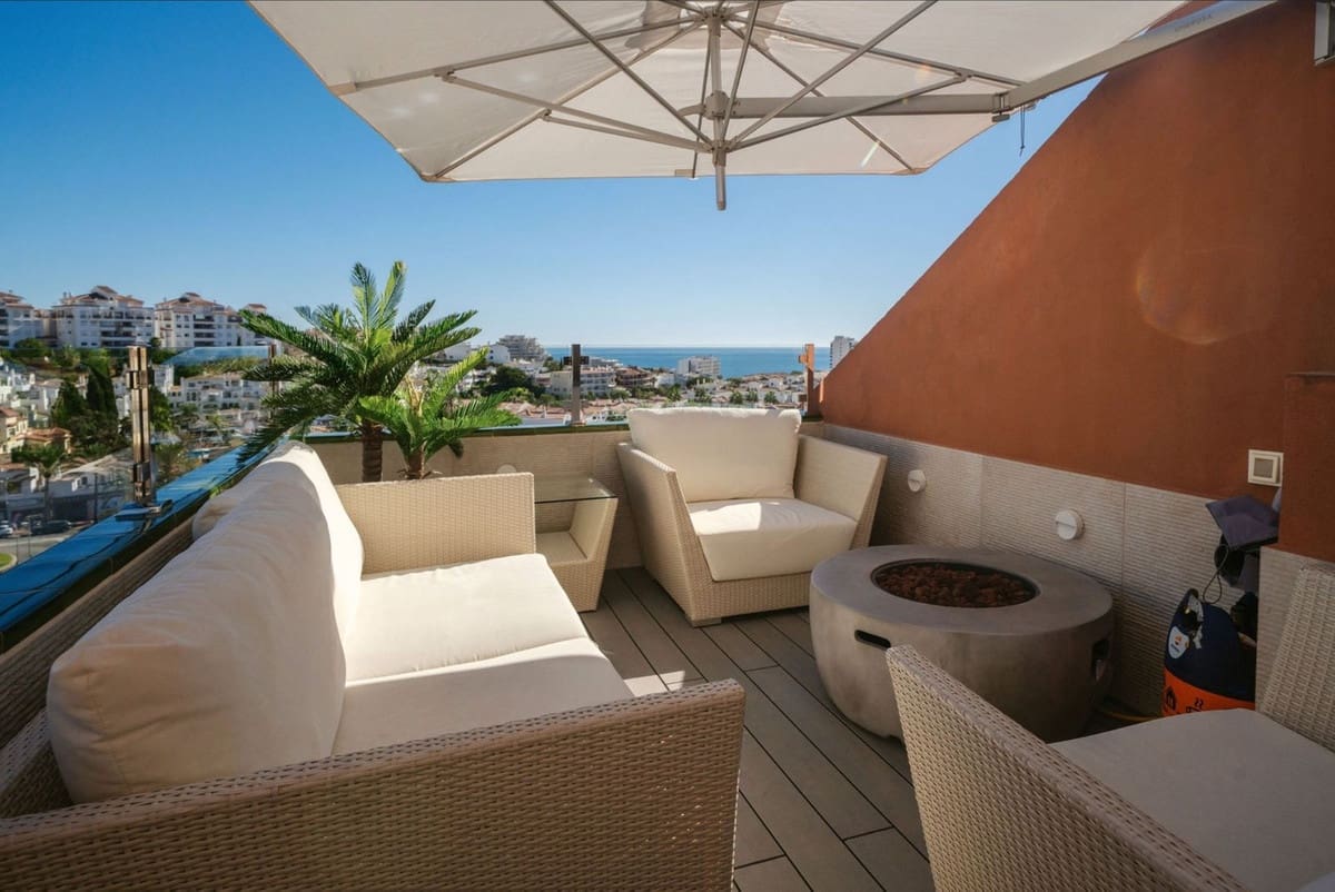 3 Zimmer Penthouse zu verkaufen in Benalmadena Costa mit Pool Garage - 629.000 € (Ref: 9807399)