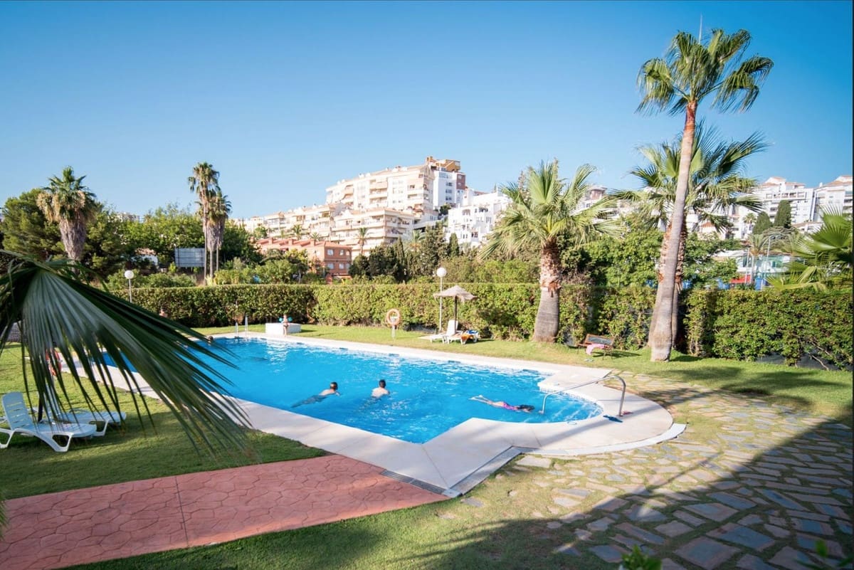 3 Zimmer Penthouse zu verkaufen in Benalmadena Costa mit Pool Garage - 629.000 € (Ref: 9807399)