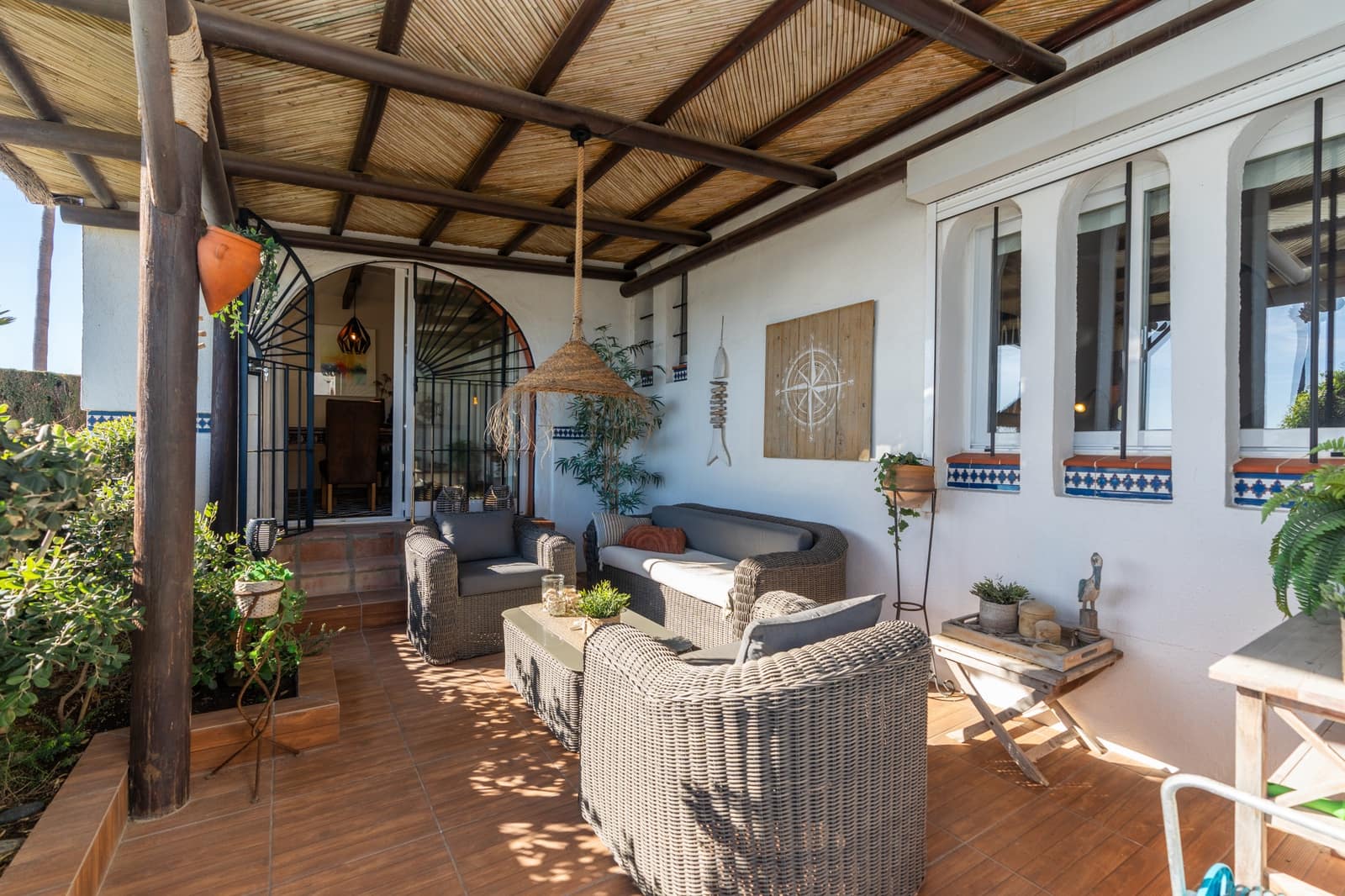 Casa de 3 habitaciones en Casares en venta con piscina - 998.000 € (Ref: 9807401)