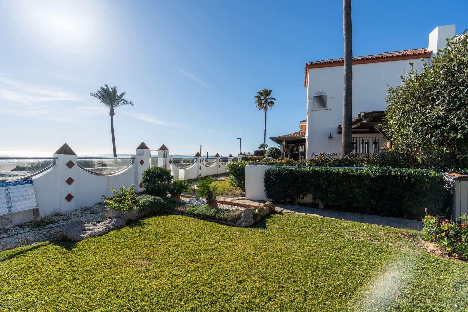 Casa de 3 habitaciones en Casares en venta con piscina - 998.000 € (Ref: 9807401)