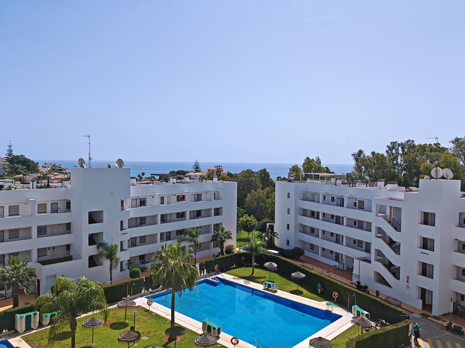 2 sovrum Lägenhet till salu i Mijas Costa med pool - 260 000 € (Ref: 9813620)