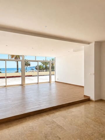 2 sovrum Lägenhet till salu i Estepona med pool - 690 000 € (Ref: 9815380)