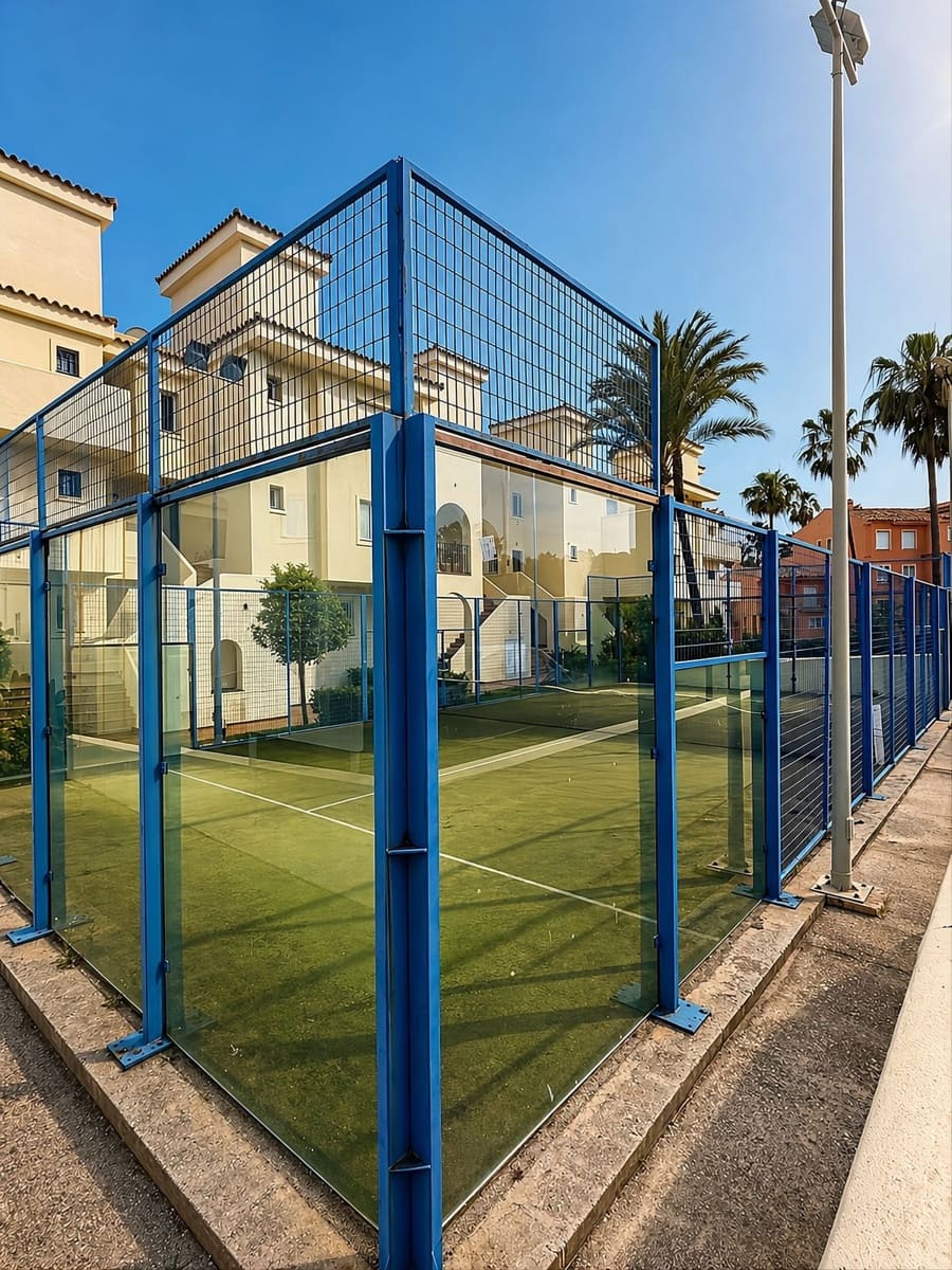 2 sovrum Lägenhet till salu i Estepona med pool - 690 000 € (Ref: 9815380)