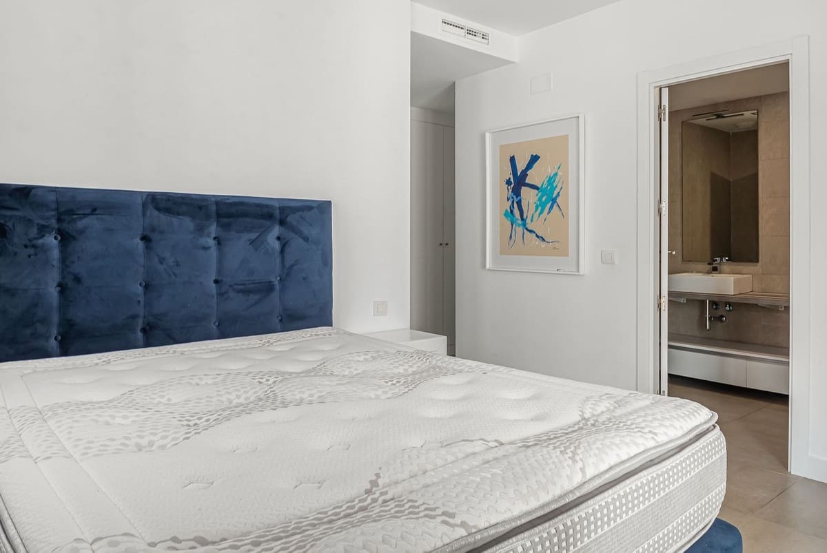 Apartamento de 3 habitaciones en Benalmádena en venta con piscina garaje - 630.000 € (Ref: 9816741)