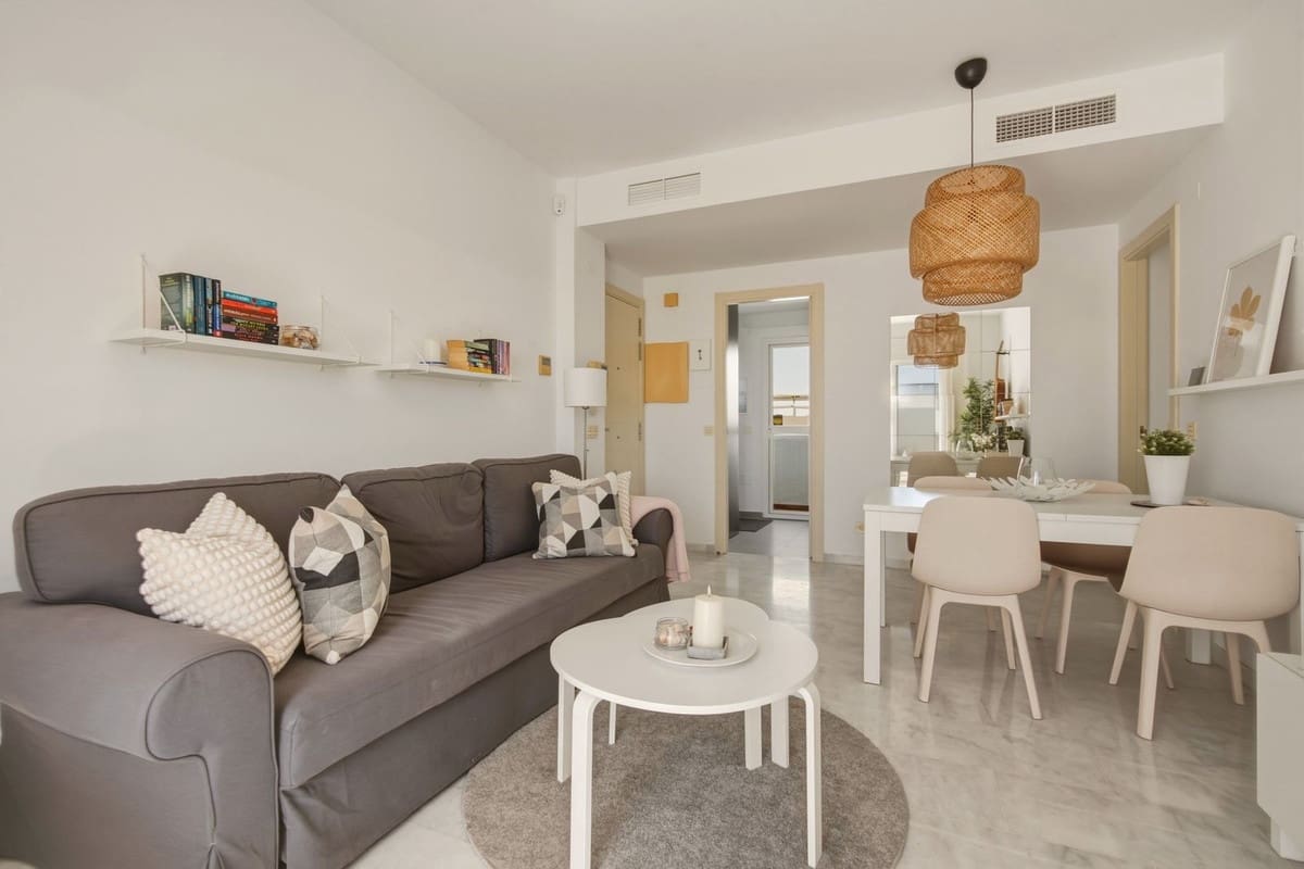 2 bedroom Penthouse for sale in Estepona with pool garage - € 275,000 (Ref: 9821740)