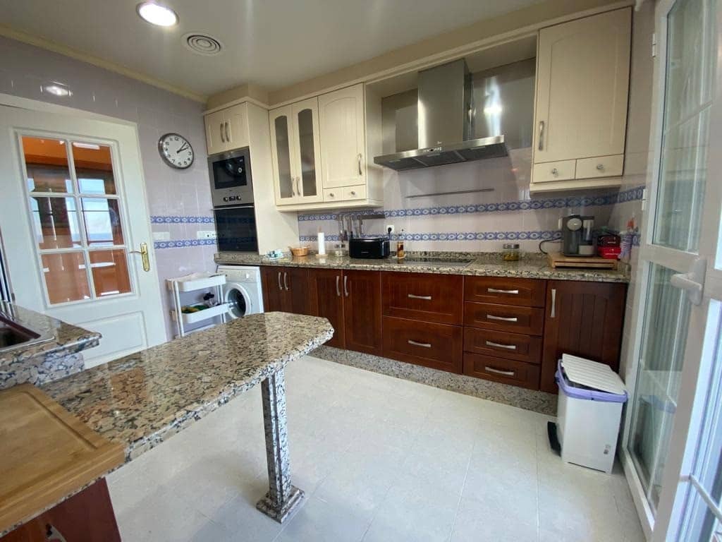 3 chambre Appartement à vendre à Manilva avec piscine garage - 535 000 € (Ref: 9823892)