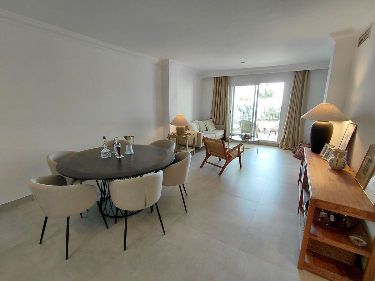 2 Zimmer Apartment zu verkaufen in Golden Mile mit Pool Garage - 679.000 € (Ref: 9826869)