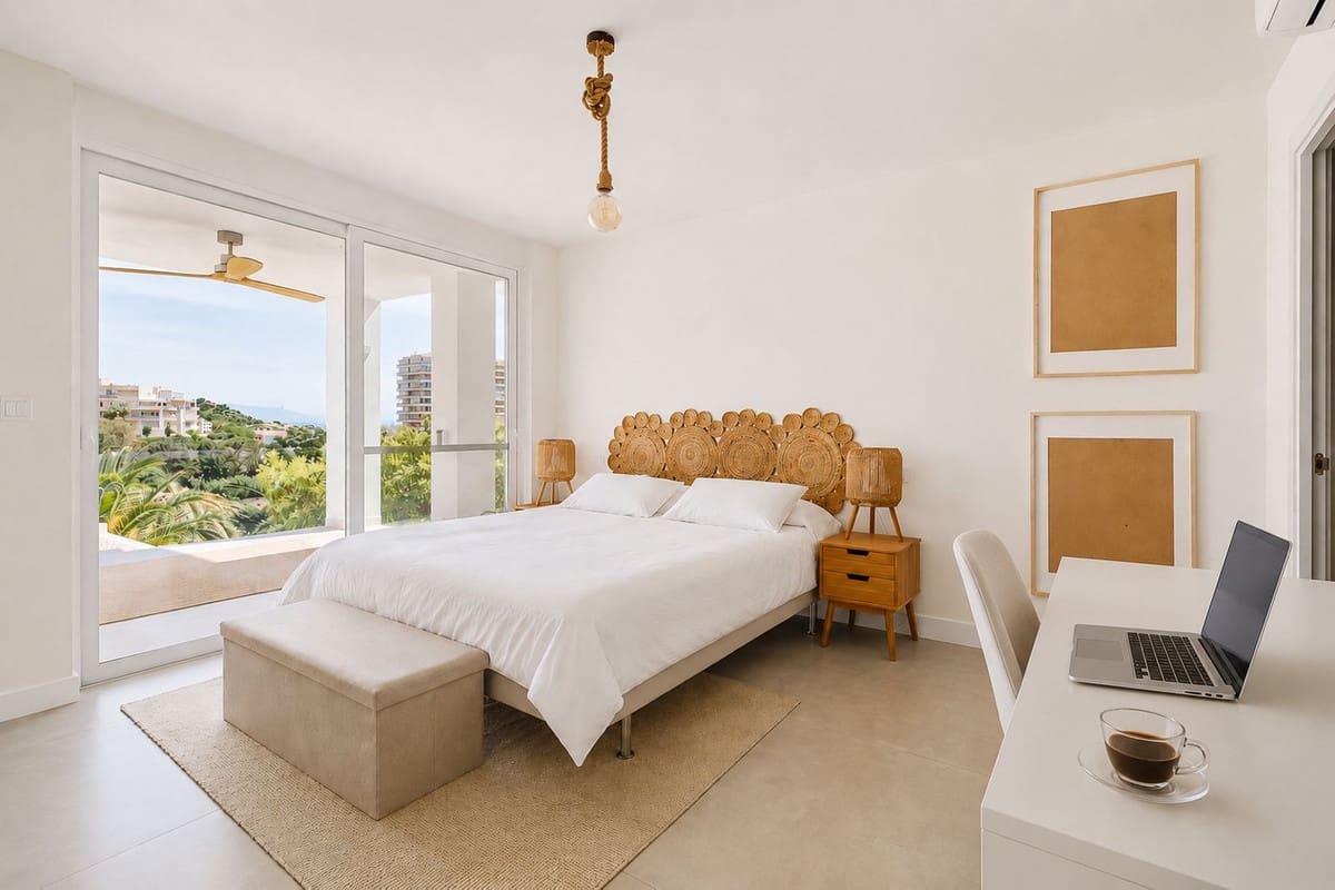 5 soveværelse Villa til salg i Torrequebrada med swimmingpool garage - € 1.799.000 (Ref: 9830245)