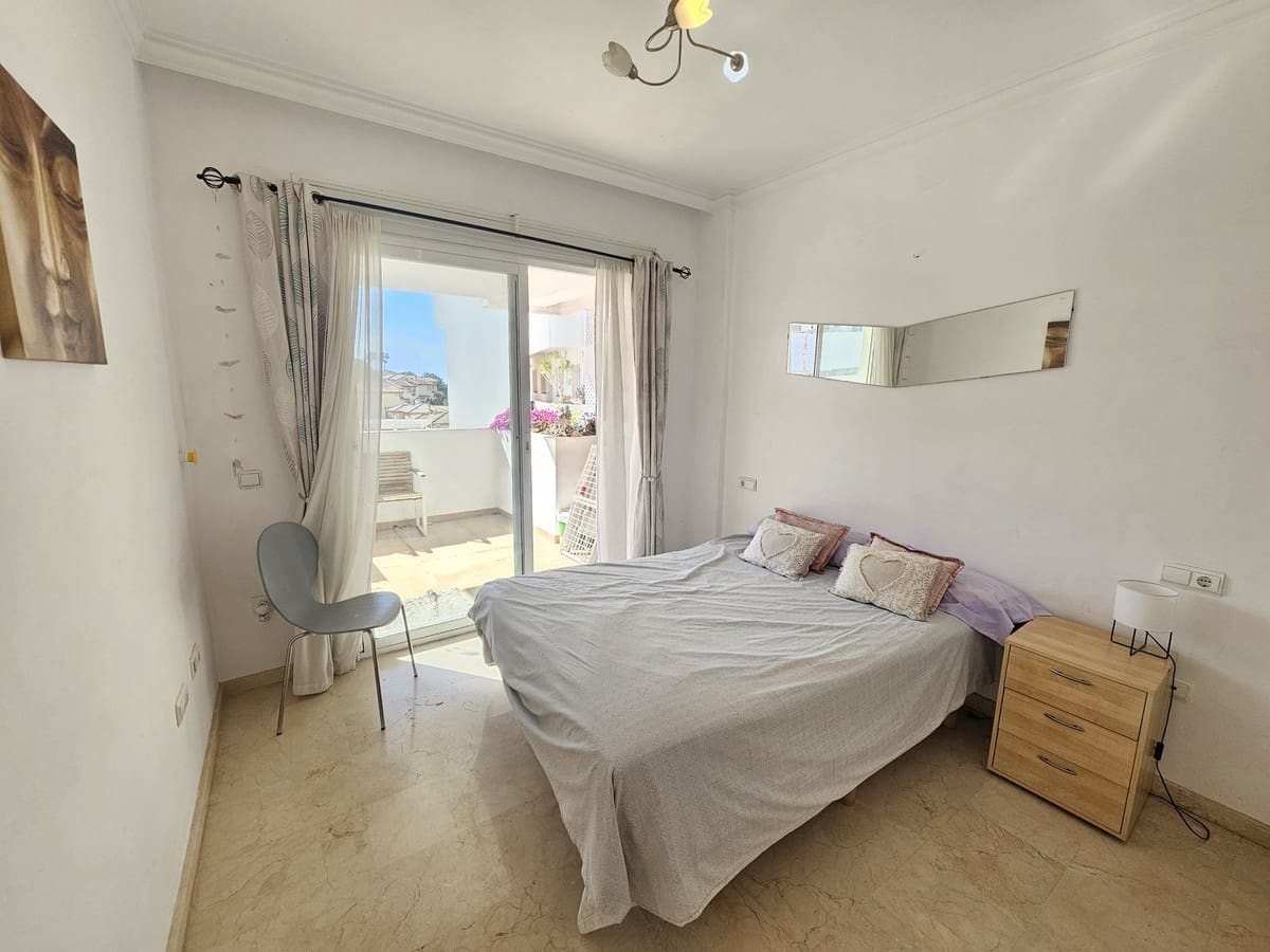 Apartamento de 2 habitaciones en Riviera del Sol en venta con piscina garaje - 269.500 € (Ref: 9833128)