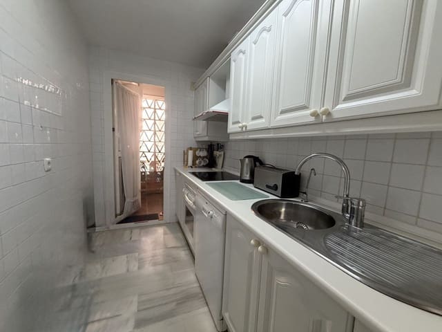 Apartamento Playa de 2 habitaciones en Calahonda, Mijas en venta con piscina garaje - 535.000 € (Ref: 9838340)