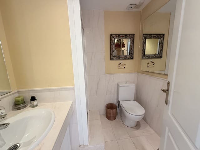 Apartamento Playa de 2 habitaciones en Calahonda, Mijas en venta con piscina garaje - 535.000 € (Ref: 9838340)