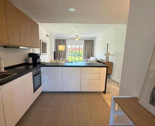 Apartamento Playa de 2 habitaciones en Estepona en venta con piscina garaje - 499.000 € (Ref: 9841914)