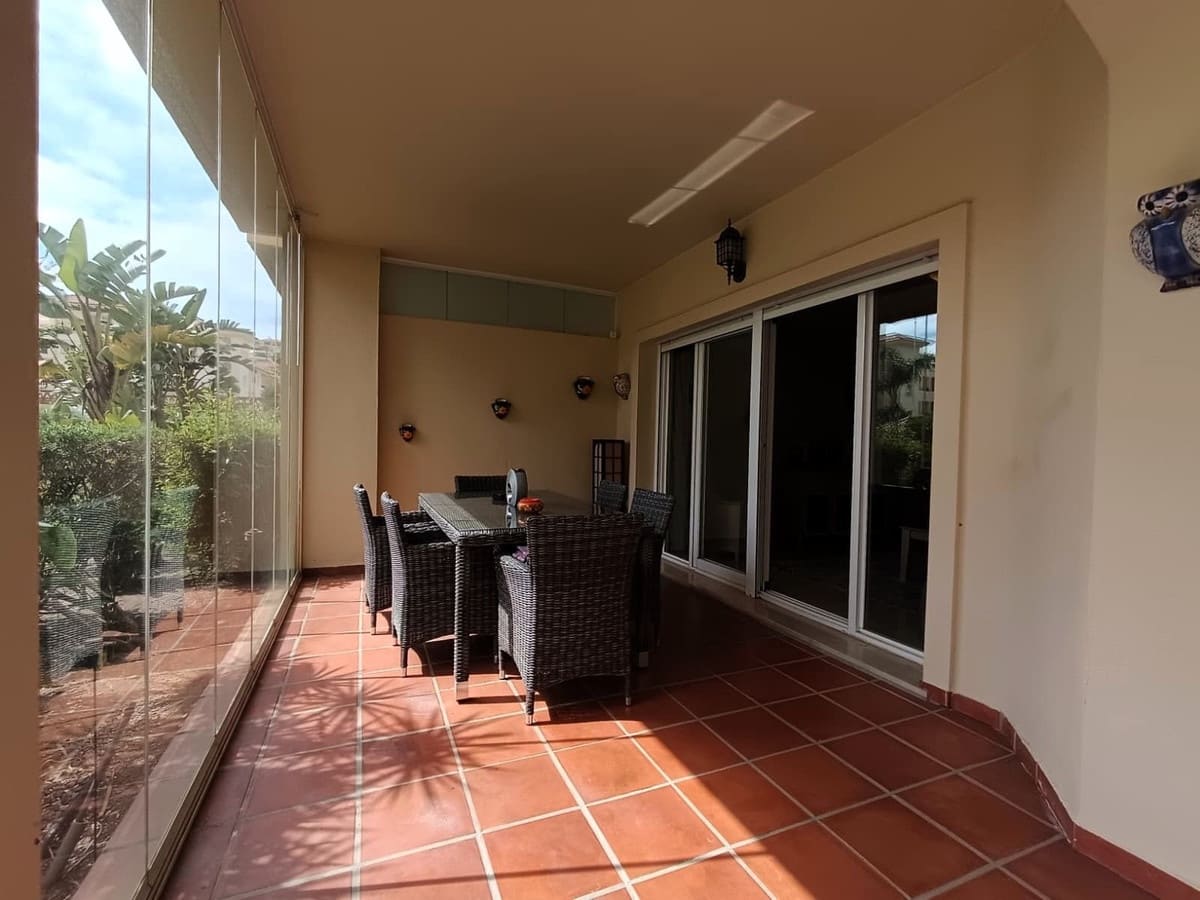 2 soverom Leilighet til salgs i La Cala Hills med svømmebasseng garasje - € 345 000 (Ref: 9854542)
