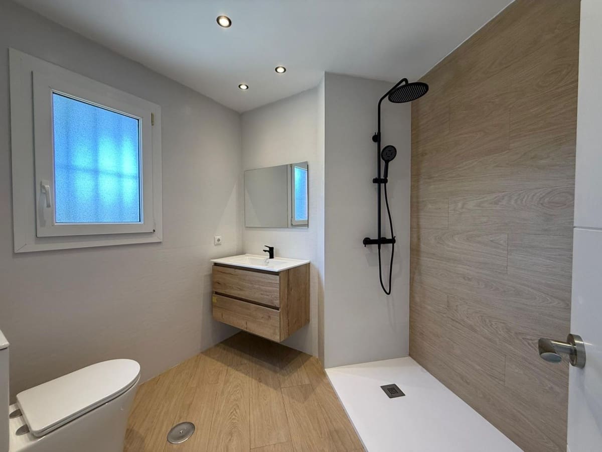 4 soverom Villa til salgs i Manilva med svømmebasseng garasje - € 449 000 (Ref: 9857805)