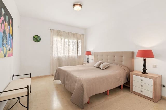 2 bedroom Beach Apartment for sale in Villacana - Costalita - Saladillo, Estepona with pool garage - € 549,000 (Ref: 9857807)