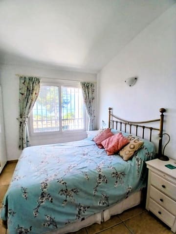 2 soverom Leilighet til salgs i Miraflores, Málaga by med svømmebasseng - € 375 000 (Ref: 9857812)