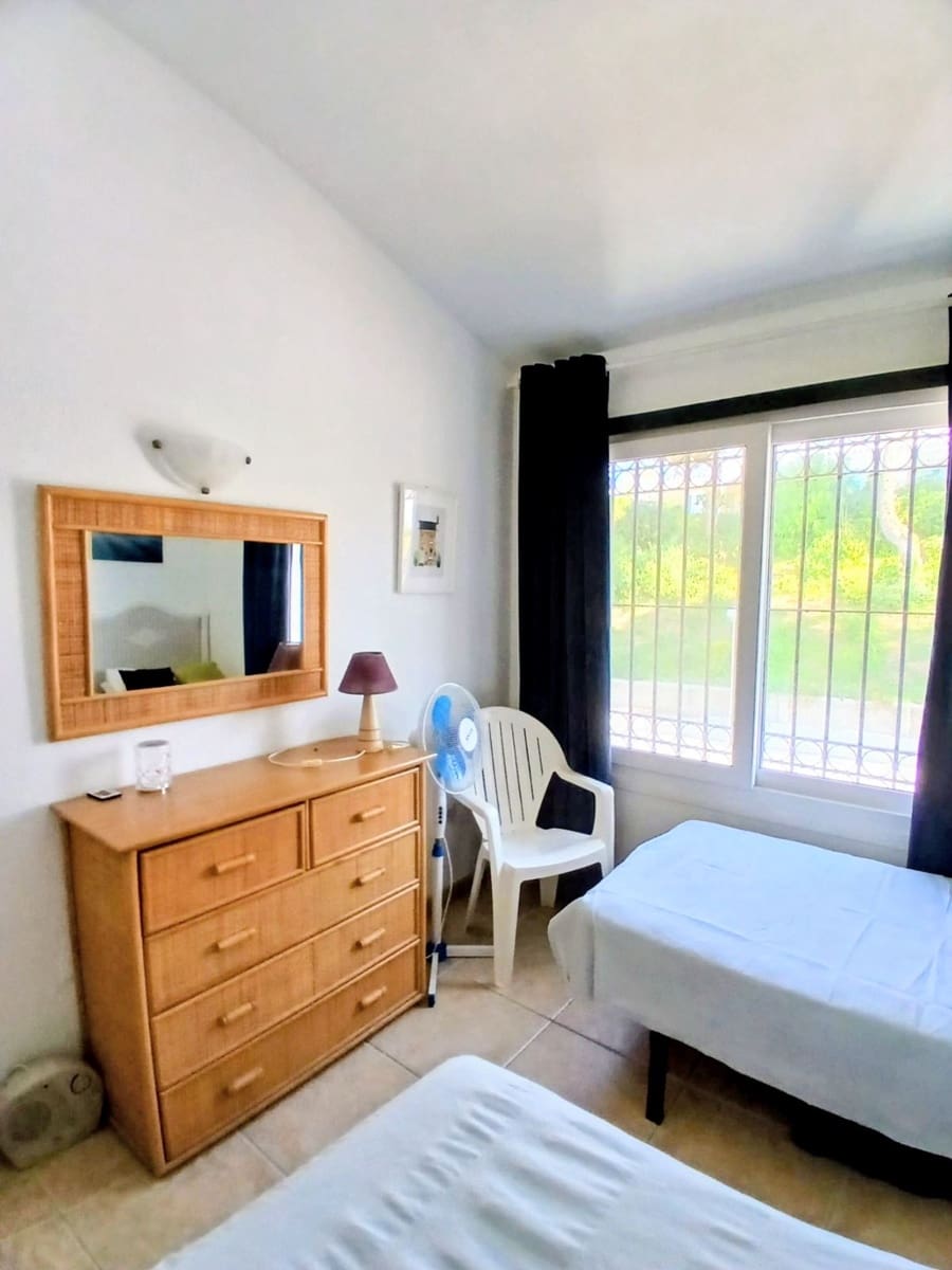 2 soverom Leilighet til salgs i Malaga by med svømmebasseng - € 375 000 (Ref: 9857812)