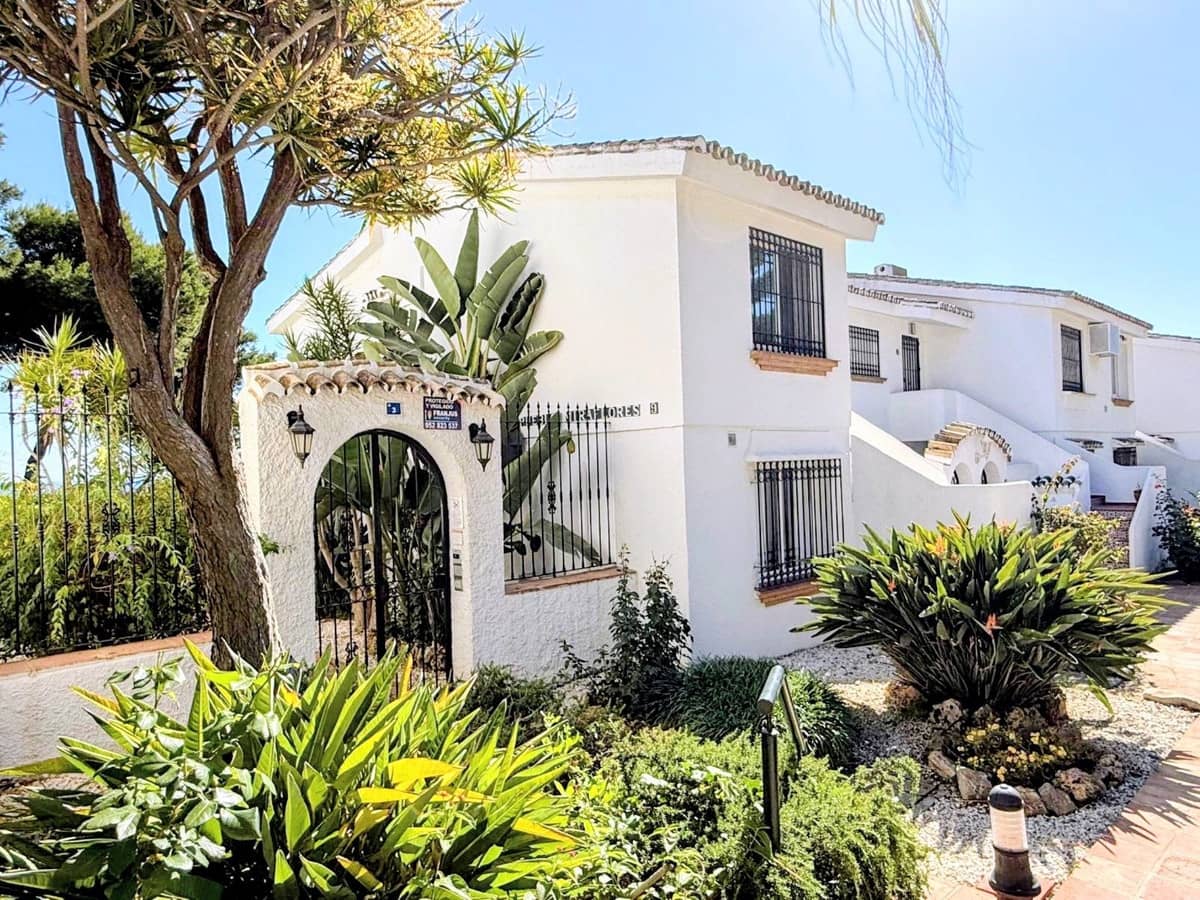 2 soverom Leilighet til salgs i Malaga by med svømmebasseng - € 375 000 (Ref: 9857812)
