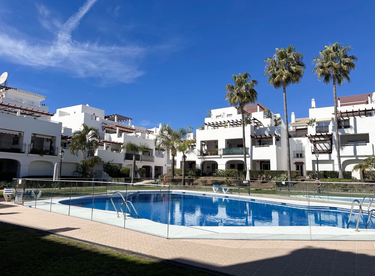 3 chambre Appartement de Plage à vendre à San Pedro de Alcantara avec piscine garage - 745 000 € (Ref: 9858596)
