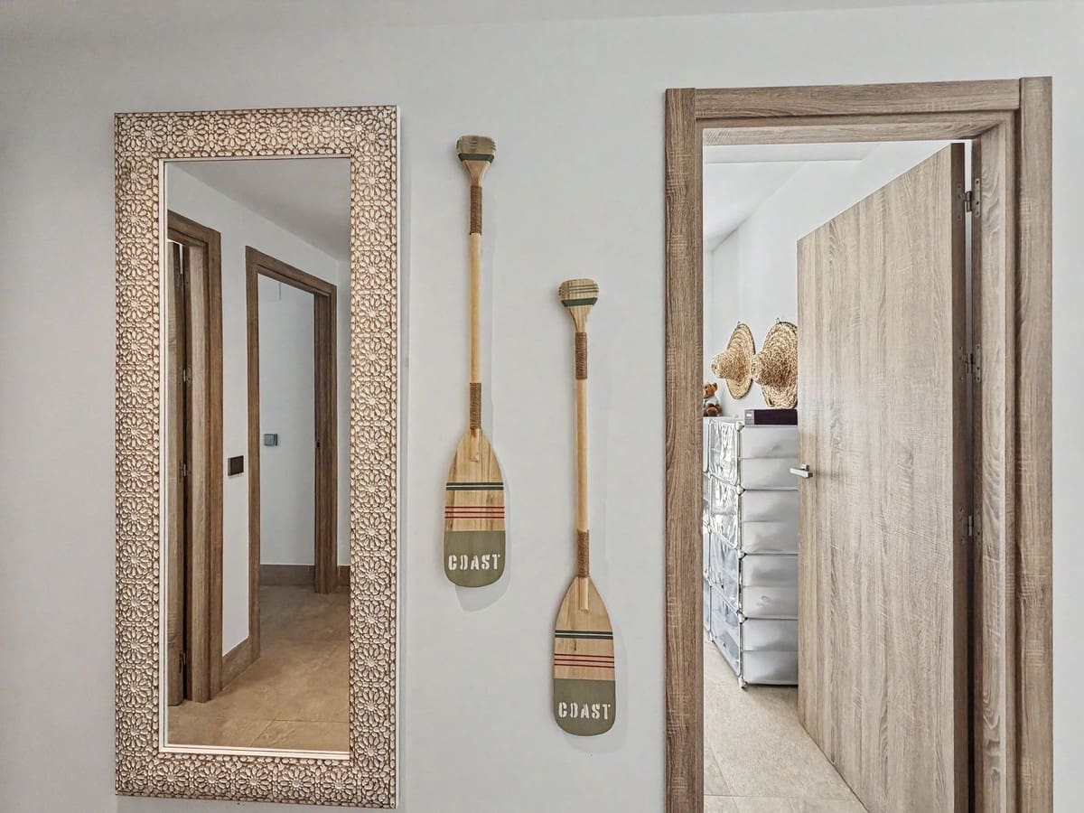 3 bedroom Beach Apartment for sale in Estepona with pool garage - € 625,000 (Ref: 9858830)