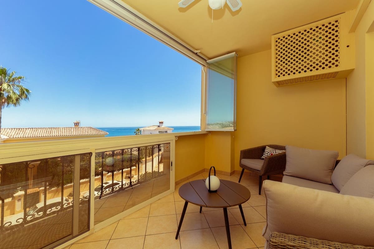 2 slaapkamer Appartement te koop in La Cala de Mijas met zwembad garage - € 410.000 (Ref: 9858882)