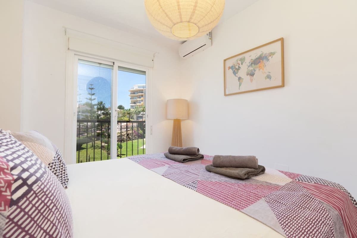 2 slaapkamer Appartement te koop in La Cala de Mijas met zwembad garage - € 410.000 (Ref: 9858882)