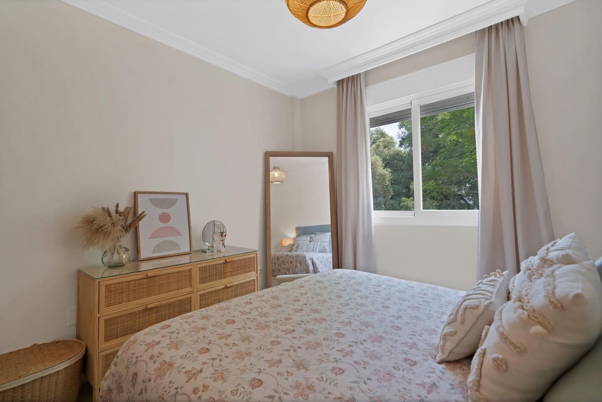 2 slaapkamer Appartement te koop in Golden Mile met zwembad garage - € 519.000 (Ref: 9863741)