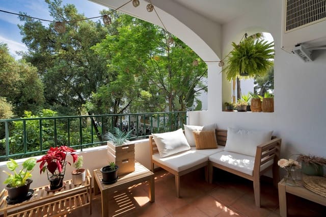 2 soverom Leilighet til salgs i Golden Mile, Marbella med svømmebasseng garasje - € 519 000 (Ref: 9863741)