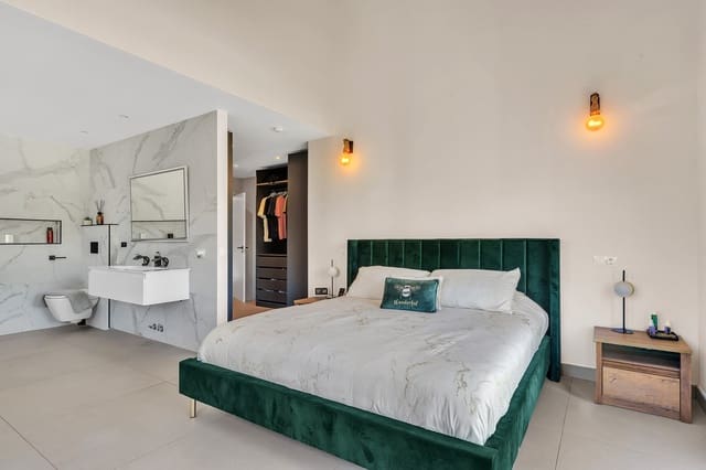4 chambre Villa/Maison à vendre à Guadalmina Alta, Marbella avec piscine garage - 2 200 000 € (Ref: 9863742)