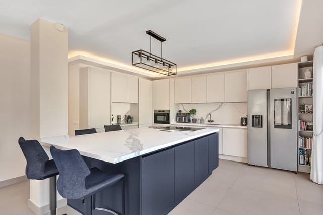 4 chambre Villa/Maison à vendre à Guadalmina Alta, Marbella avec piscine garage - 2 200 000 € (Ref: 9863742)