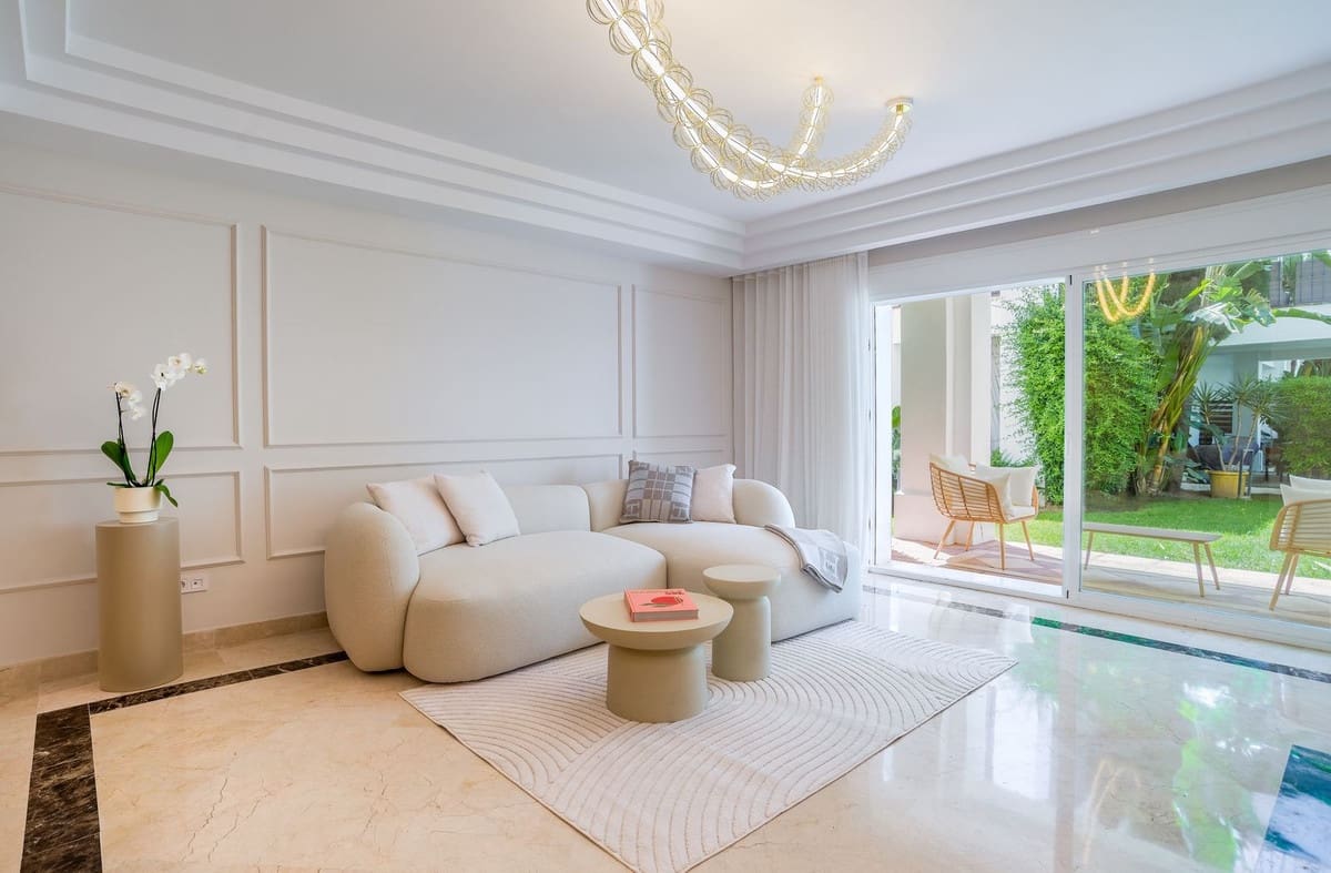 3 bedroom Apartment for sale in Golden Mile with pool garage - € 995,000 (Ref: 9863743)
