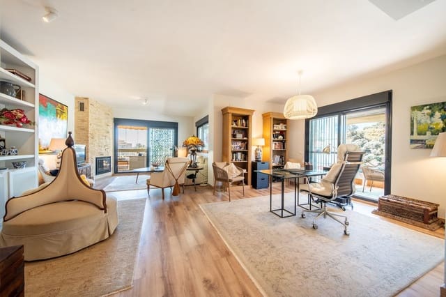 2 chambre Penthouse à vendre à La Cala Hills, Mijas avec piscine garage - 478 000 € (Ref: 9873933)