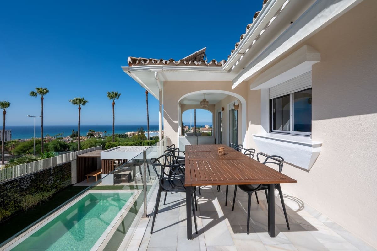 5 slaapkamer Villa te koop in Riviera del Sol met zwembad garage - € 1.450.000 (Ref: 9879848)