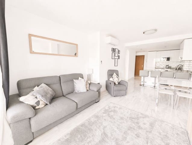 2 soveværelse Lejlighed til salg i Calahonda, Mijas med swimmingpool garage - € 375.000 (Ref: 9888632)