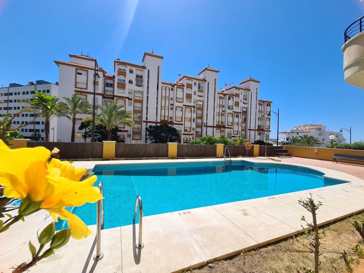 2 sypialnia Apartament na sprzedaż w Estepona z basenem garażem - 375 000 € (Ref: 9889506)