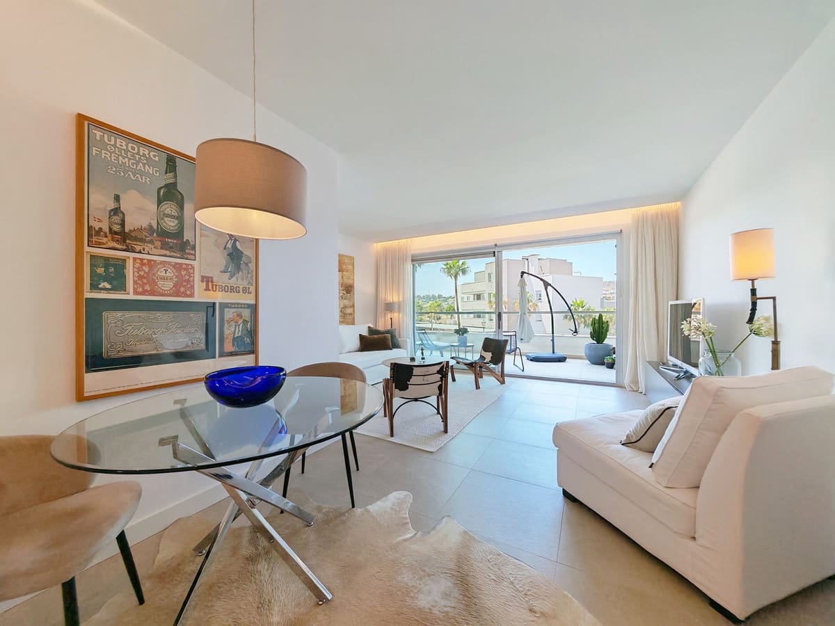 2 bedroom Apartment for sale in La Cala de Mijas with pool garage - € 396,000 (Ref: 9889554)