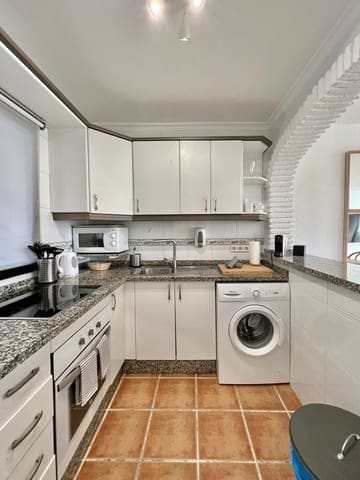 2 soverom Leilighet til salgs i Riviera del Sol, Mijas med svømmebasseng garasje - € 355 000 (Ref: 9891448)