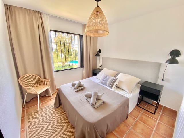2 soverom Leilighet til salgs i Riviera del Sol, Mijas med svømmebasseng garasje - € 355 000 (Ref: 9891448)