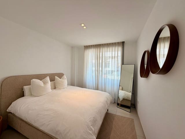 2 quarto Apartamento para venda em Elviria, Marbella com piscina garagem - 795 000 € (Ref: 9926598)