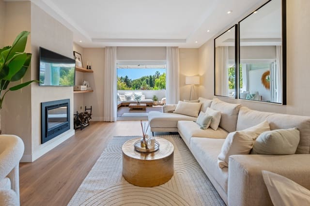 2 soverom Leilighet til salgs i Golden Mile, Marbella med svømmebasseng garasje - € 1 590 000 (Ref: 9943882)