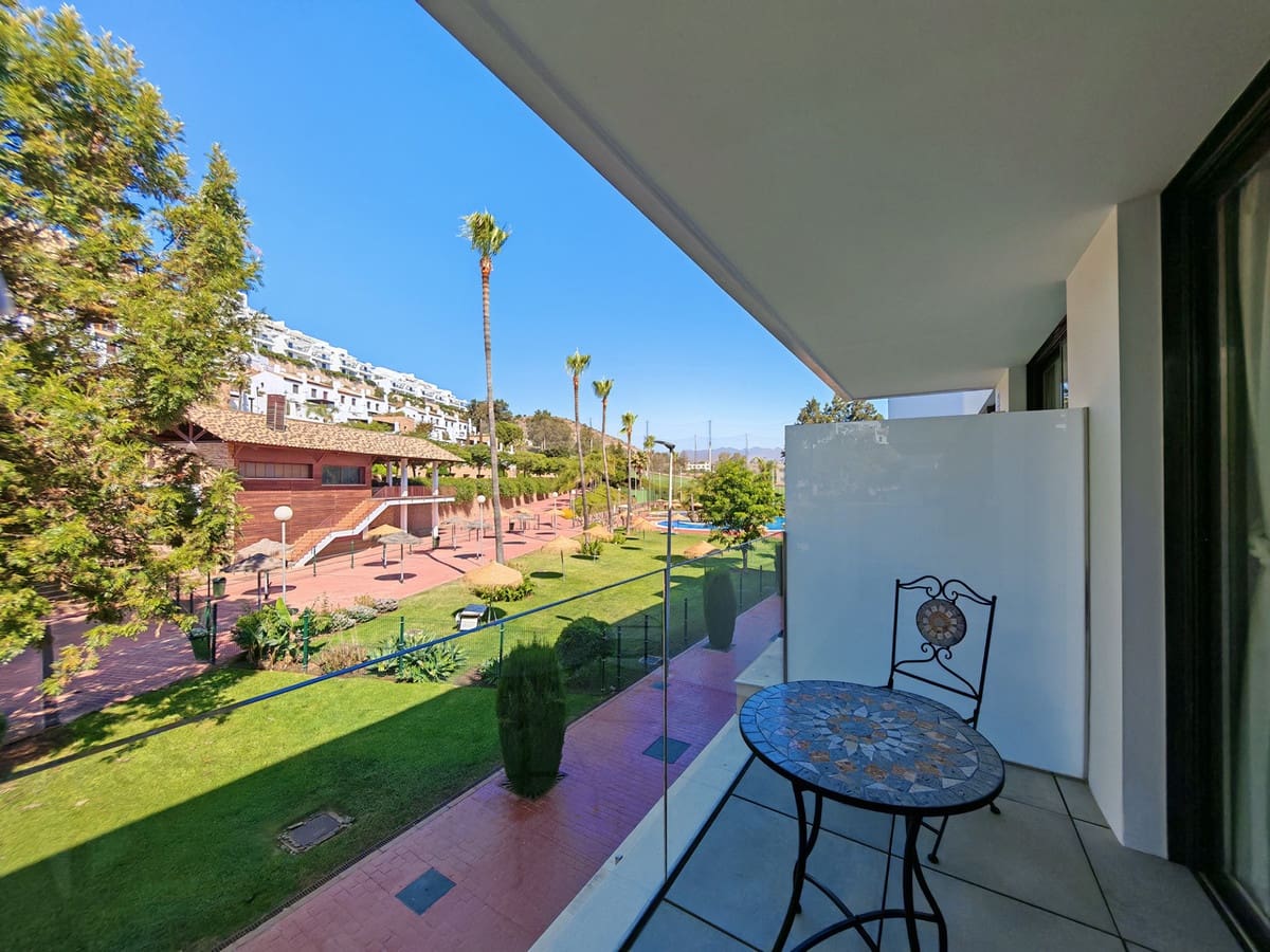 3 chambre Appartement à vendre à La Cala de Mijas avec piscine garage - 615 000 € (Ref: 9948875)