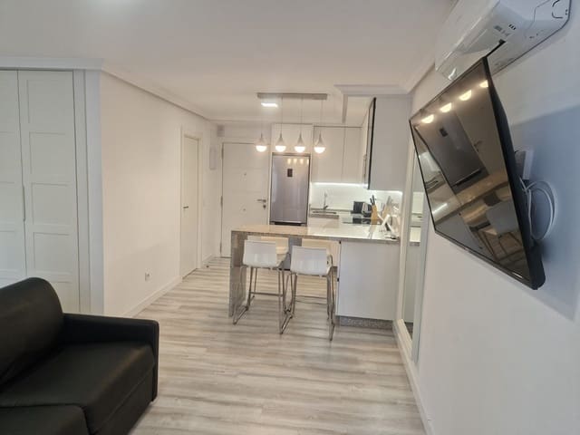 1 quarto Apartamento de Praia para venda em Elviria, Marbella com piscina garagem - 320 000 € (Ref: 9953601)