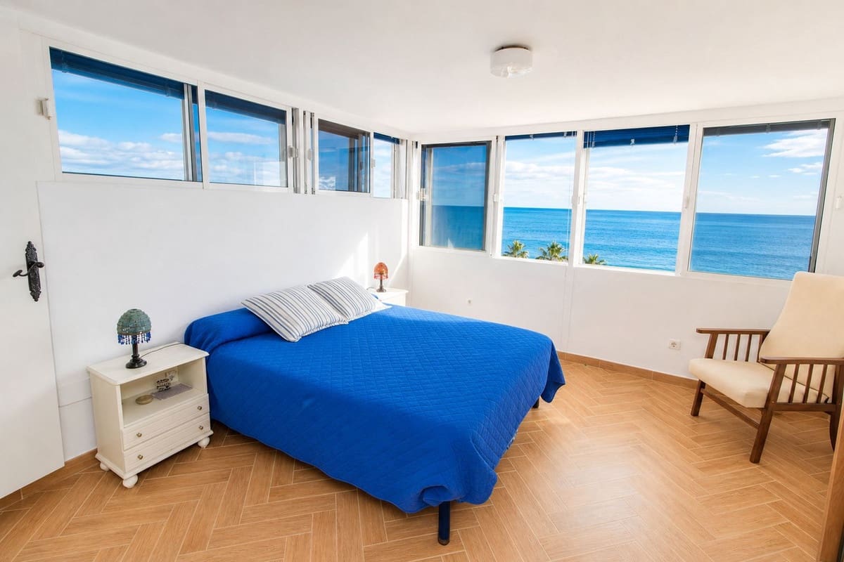 3 quarto Apartamento para venda em San Luis de Sabinillas com piscina garagem - 399 000 € (Ref: 9961187)