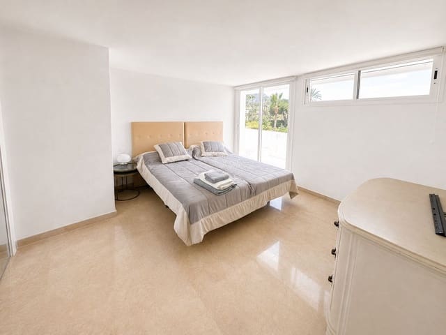 5 slaapkamer Penthouse te koop in Golden Mile, Marbella met zwembad garage - € 1.400.000 (Ref: 9961230)