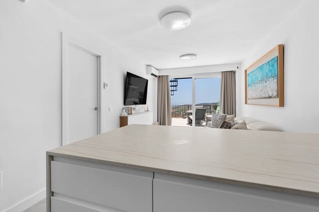 2 soveværelse Penthouse til salg i Casares med swimmingpool garage - € 325.000 (Ref: 9961493)